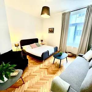 Apartmán By Jacob, Praha