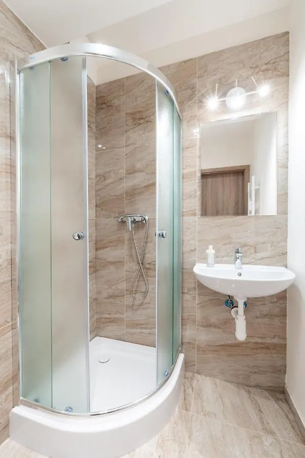 Studio Brand New Apartment #28 In New Building With Free Parking In City Center Praha