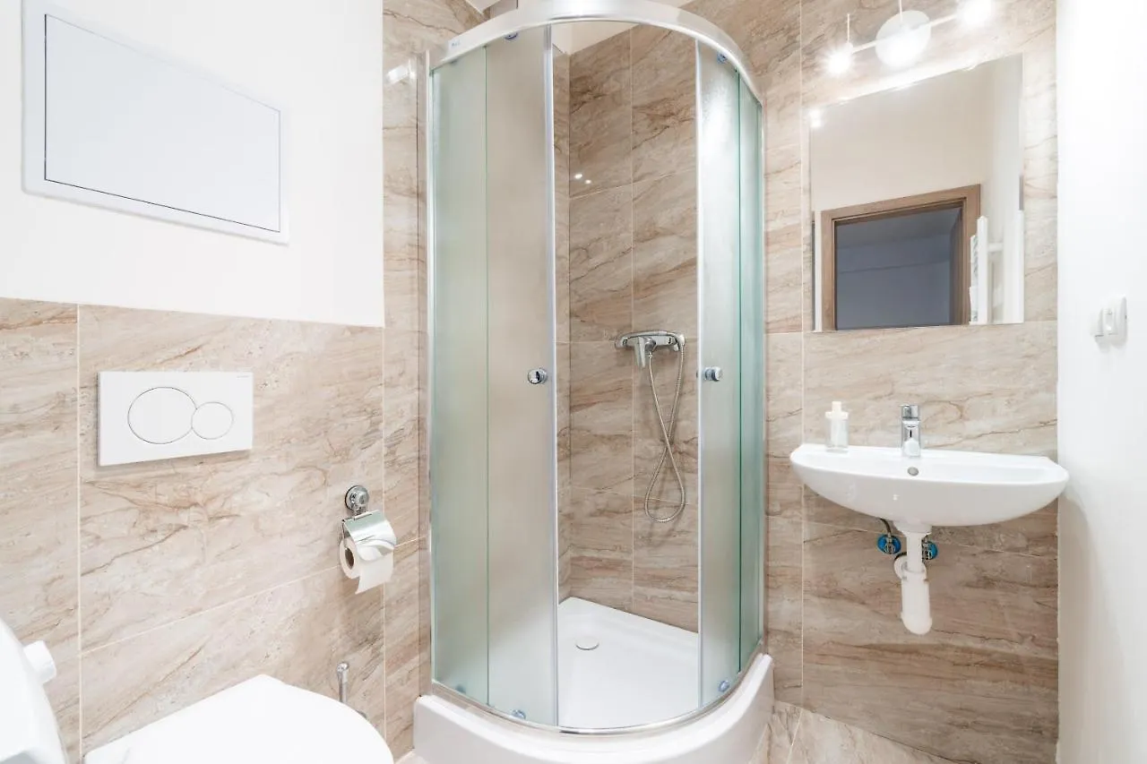 Studio Brand New Apartment #28 In New Building With Free Parking In City Center Praha