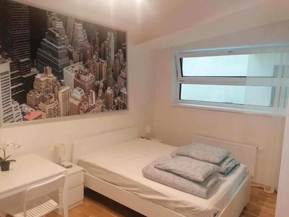 Studio Brand New Apartment #28 In New Building With Free Parking In City Center Praha 0*,